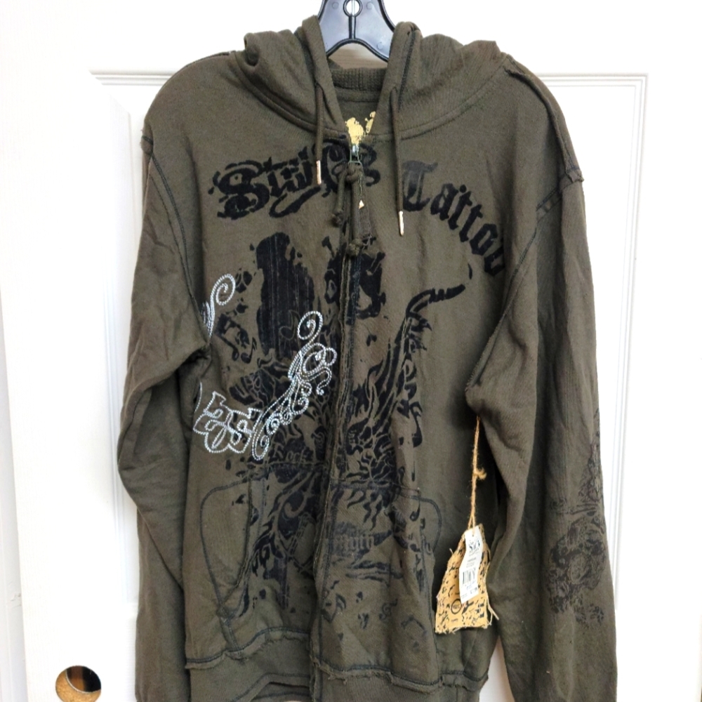 Men's sweater